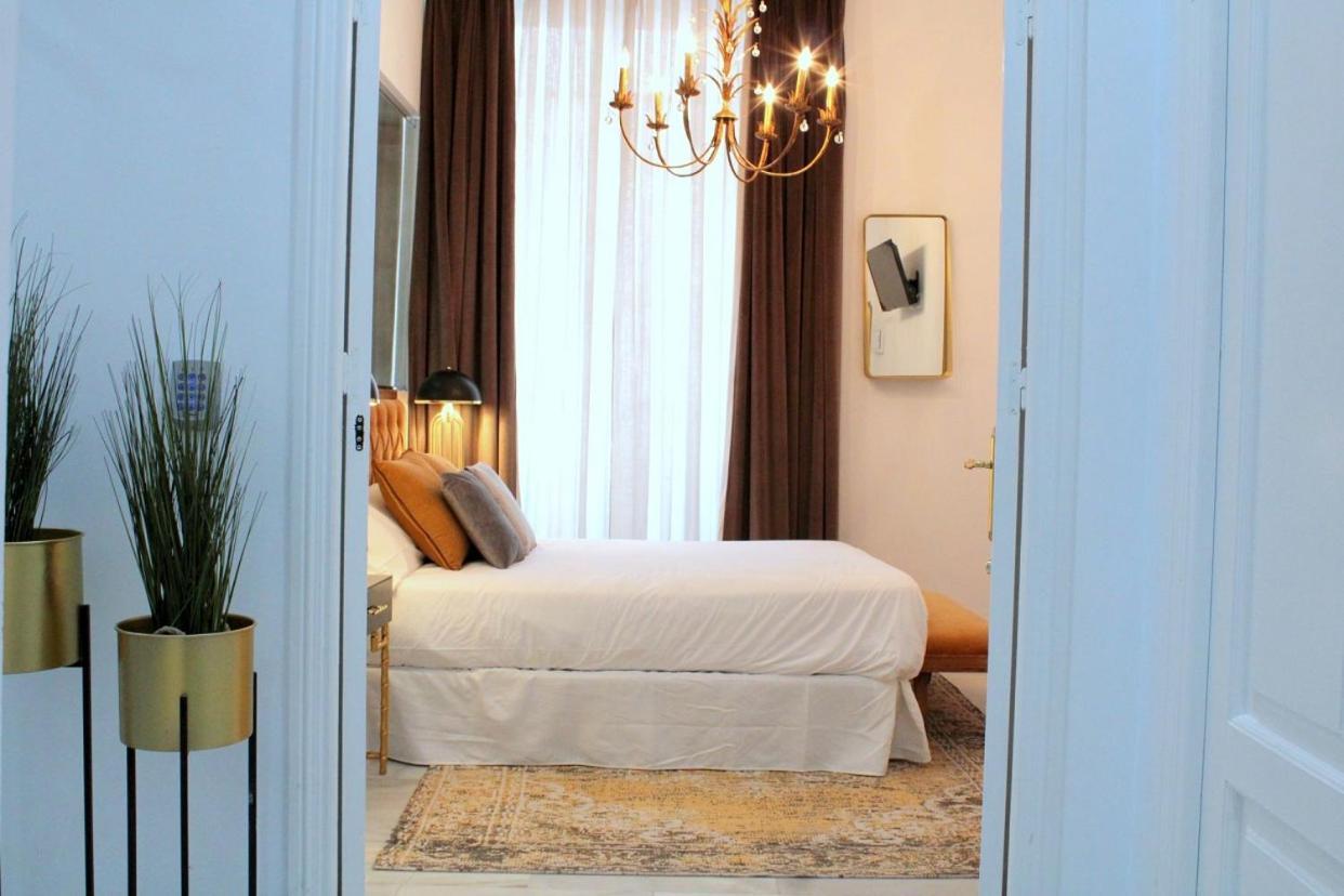 Hostal Roomsole Sevilla Exterior foto